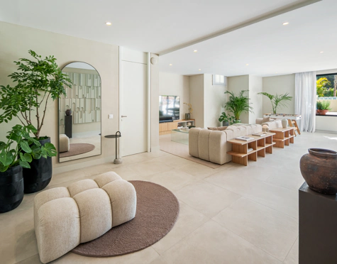 STUNNING FOUR-BEDROOM VILLA ON THE NEW GOLDEN MILE