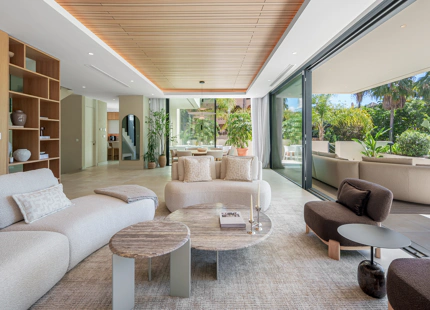 STUNNING FOUR-BEDROOM VILLA ON THE NEW GOLDEN MILE