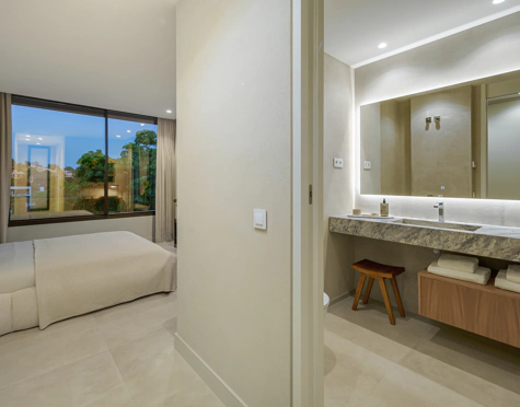 STUNNING FOUR-BEDROOM VILLA ON THE NEW GOLDEN MILE