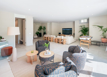 STUNNING FOUR-BEDROOM VILLA ON THE NEW GOLDEN MILE