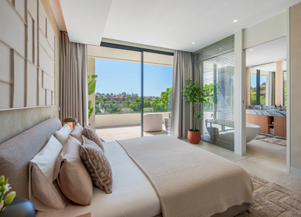 STUNNING FOUR-BEDROOM VILLA ON THE NEW GOLDEN MILE