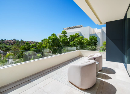 STUNNING FOUR-BEDROOM VILLA ON THE NEW GOLDEN MILE