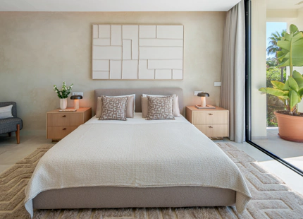 STUNNING FOUR-BEDROOM VILLA ON THE NEW GOLDEN MILE