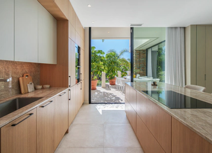 STUNNING FOUR-BEDROOM VILLA ON THE NEW GOLDEN MILE