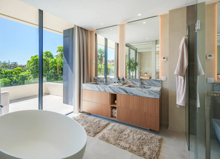 STUNNING FOUR-BEDROOM VILLA ON THE NEW GOLDEN MILE