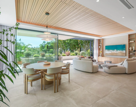 STUNNING FOUR-BEDROOM VILLA ON THE NEW GOLDEN MILE