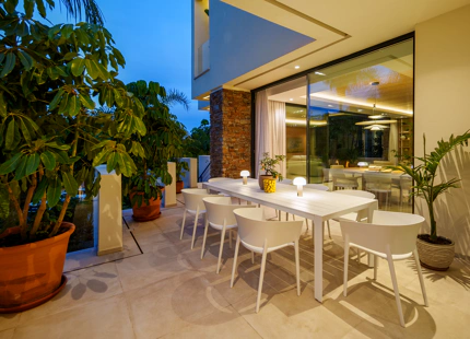 STUNNING FOUR-BEDROOM VILLA ON THE NEW GOLDEN MILE