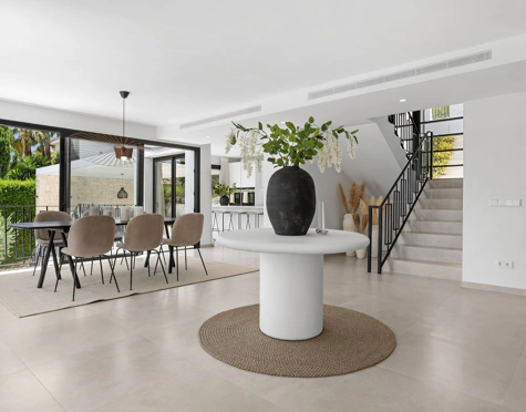 EXCEPTIONAL 4-BEDROOM LUXURY VILLA IN LA CERQUILLA, NUEVA ANDALUCÍA