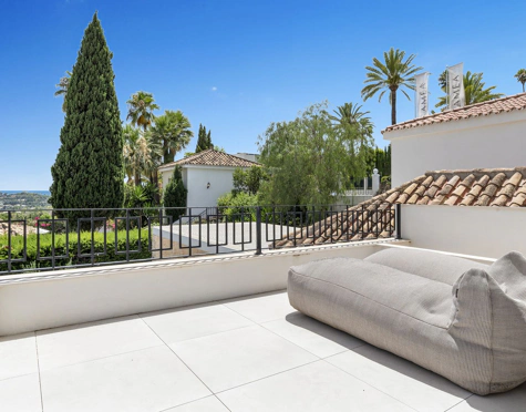 EXCEPTIONAL 4-BEDROOM LUXURY VILLA IN LA CERQUILLA, NUEVA ANDALUCÍA