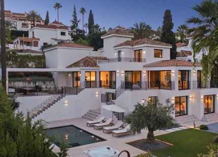 EXCEPTIONAL 4-BEDROOM LUXURY VILLA IN LA CERQUILLA, NUEVA ANDALUCÍA