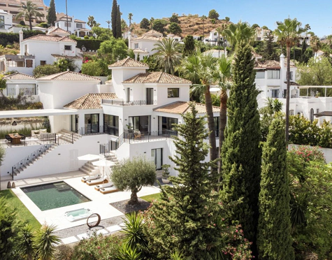 EXCEPTIONAL 4-BEDROOM LUXURY VILLA IN LA CERQUILLA, NUEVA ANDALUCÍA
