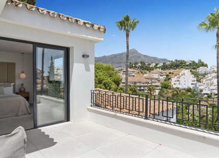 EXCEPTIONAL 4-BEDROOM LUXURY VILLA IN LA CERQUILLA, NUEVA ANDALUCÍA