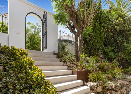EXCEPTIONAL 4-BEDROOM LUXURY VILLA IN LA CERQUILLA, NUEVA ANDALUCÍA
