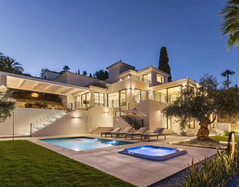 EXCEPTIONAL 4-BEDROOM LUXURY VILLA IN LA CERQUILLA, NUEVA ANDALUCÍA