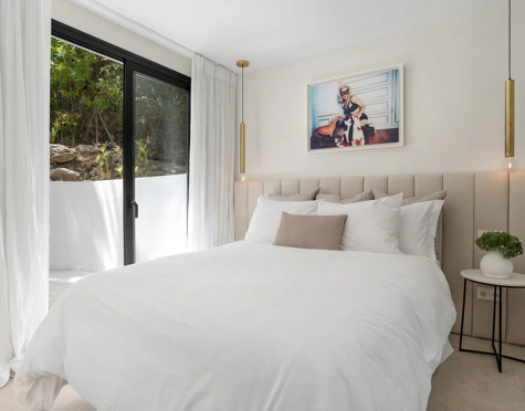 EXCEPTIONAL 4-BEDROOM LUXURY VILLA IN LA CERQUILLA, NUEVA ANDALUCÍA