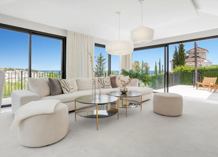 EXCEPTIONAL 4-BEDROOM LUXURY VILLA IN LA CERQUILLA, NUEVA ANDALUCÍA