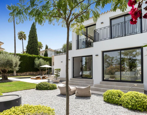 EXCEPTIONAL 4-BEDROOM LUXURY VILLA IN LA CERQUILLA, NUEVA ANDALUCÍA