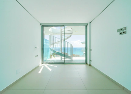 STUNNING SOUTH-FACING PENTHOUSE WITH SEA VIEWS IN FUENGIROLA