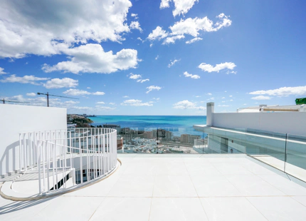 STUNNING SOUTH-FACING PENTHOUSE WITH SEA VIEWS IN FUENGIROLA
