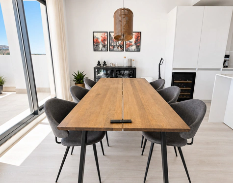 ELEGANT PENTHOUSE WITH EXPANSIVE TERRACE IN MIJAS