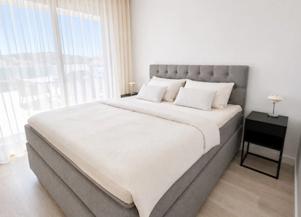 ELEGANT PENTHOUSE WITH EXPANSIVE TERRACE IN MIJAS
