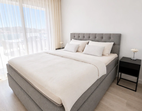 ELEGANT PENTHOUSE WITH EXPANSIVE TERRACE IN MIJAS