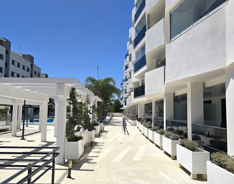ELEGANT PENTHOUSE WITH EXPANSIVE TERRACE IN MIJAS