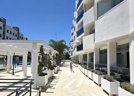ELEGANT PENTHOUSE WITH EXPANSIVE TERRACE IN MIJAS