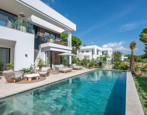 BRAND-NEW LUXURY VILLA WITH OUTSTANDING FEATURES IN MARBELLA