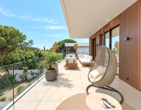 BRAND-NEW LUXURY VILLA WITH OUTSTANDING FEATURES IN MARBELLA