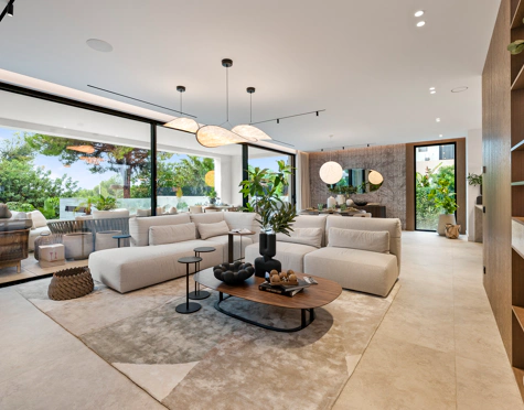 BRAND-NEW LUXURY VILLA WITH OUTSTANDING FEATURES IN MARBELLA
