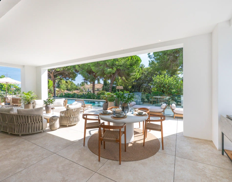 BRAND-NEW LUXURY VILLA WITH OUTSTANDING FEATURES IN MARBELLA