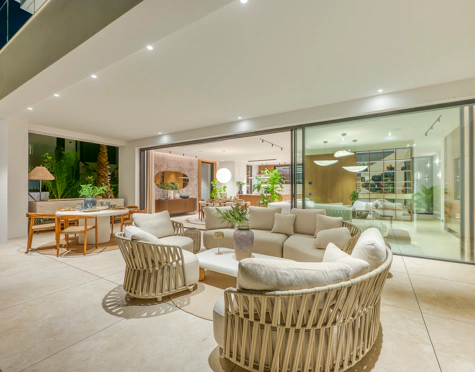 BRAND-NEW LUXURY VILLA WITH OUTSTANDING FEATURES IN MARBELLA