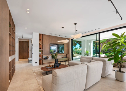 BRAND-NEW LUXURY VILLA WITH OUTSTANDING FEATURES IN MARBELLA