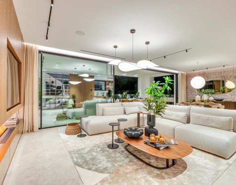BRAND-NEW LUXURY VILLA WITH OUTSTANDING FEATURES IN MARBELLA