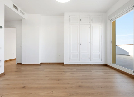 EXCLUSIVE RECENTLY RENOVATED APARTMENT IN THE HEART OF SAN PEDRO DE ALCÁNTARA
