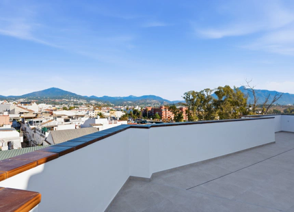 EXCLUSIVE RECENTLY RENOVATED APARTMENT IN THE HEART OF SAN PEDRO DE ALCÁNTARA