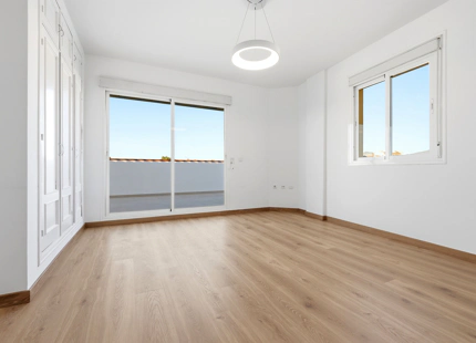 EXCLUSIVE RECENTLY RENOVATED APARTMENT IN THE HEART OF SAN PEDRO DE ALCÁNTARA