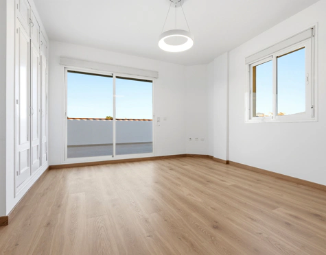 EXCLUSIVE RECENTLY RENOVATED APARTMENT IN THE HEART OF SAN PEDRO DE ALCÁNTARA