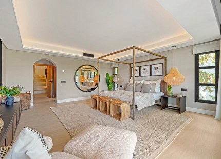 EXCEPTIONAL VILLA WITH OUTSTANDING FEATURES IN NUEVA ANDALUCÍA