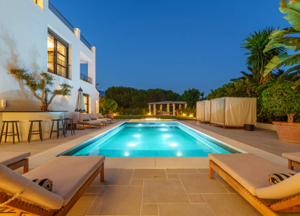EXCEPTIONAL VILLA WITH OUTSTANDING FEATURES IN NUEVA ANDALUCÍA