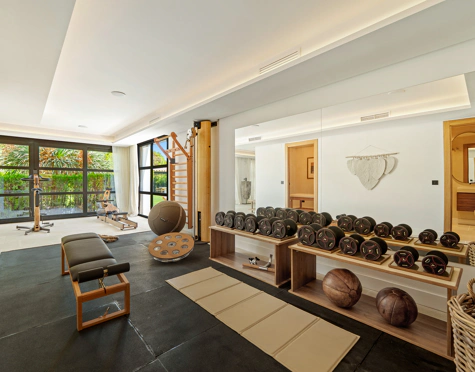 EXCEPTIONAL VILLA WITH OUTSTANDING FEATURES IN NUEVA ANDALUCÍA