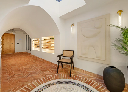 EXCEPTIONAL VILLA WITH OUTSTANDING FEATURES IN NUEVA ANDALUCÍA