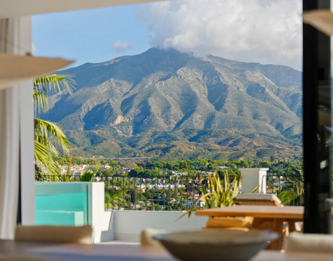 EXCEPTIONAL VILLA WITH OUTSTANDING FEATURES IN NUEVA ANDALUCÍA