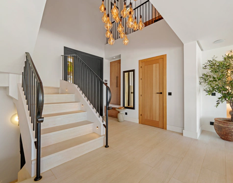 EXCEPTIONAL VILLA WITH OUTSTANDING FEATURES IN NUEVA ANDALUCÍA