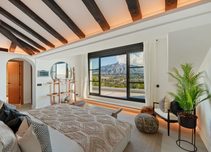 EXCEPTIONAL VILLA WITH OUTSTANDING FEATURES IN NUEVA ANDALUCÍA