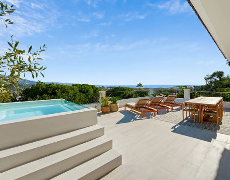 EXCEPTIONAL VILLA WITH OUTSTANDING FEATURES IN NUEVA ANDALUCÍA