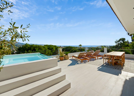 EXCEPTIONAL VILLA WITH OUTSTANDING FEATURES IN NUEVA ANDALUCÍA