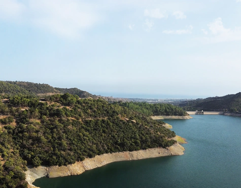 EXCEPTIONAL LAKESIDE VILLA RENOVATION OPPORTUNITY IN ISTÁN