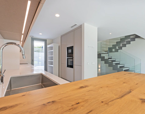 LUXURY SEMI-DETACHED VILLA IN SAN PEDRO DE ALCÁNTARA